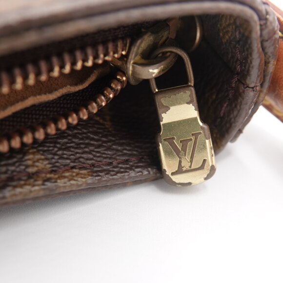 Louis Vuitton Monogram Looping GM Shoulder Bag - Picture 9 of 14